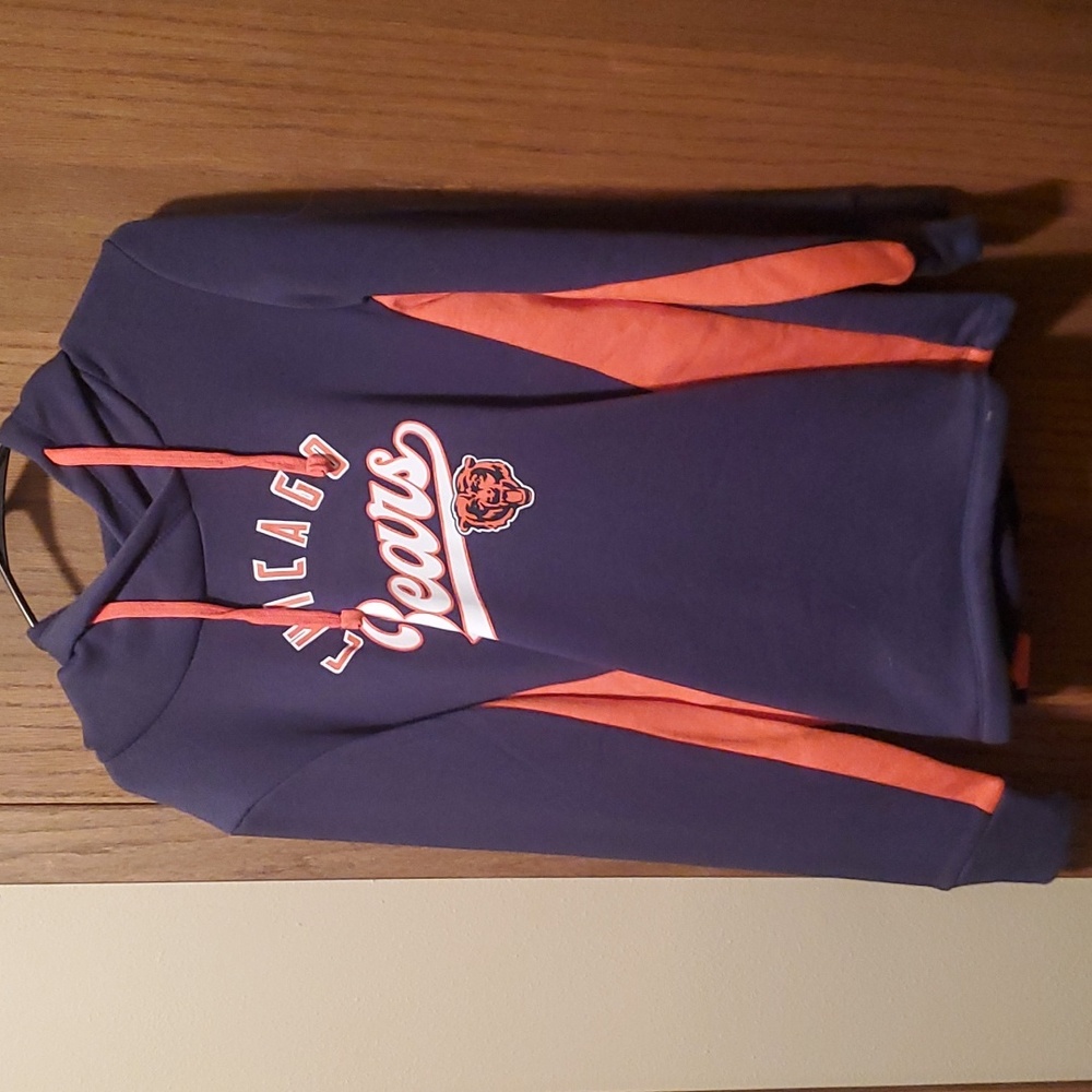 Size S Chicago Bears Pullover Hoodie (WORN ONCE)